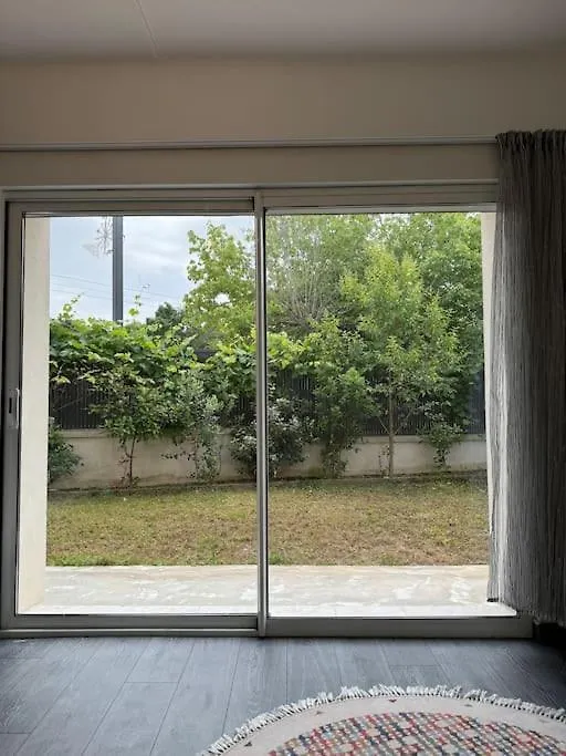 Maison Avec Jardin Bron Centre Proche Eurexpo Villa
