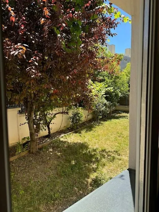 Maison Avec Jardin Bron Centre Proche Eurexpo